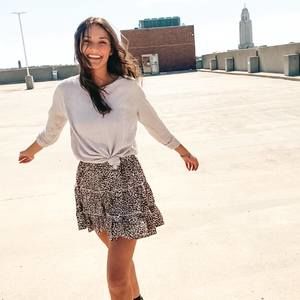 Meet your Posher, Sidney